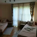 Juja Penzion 2*
